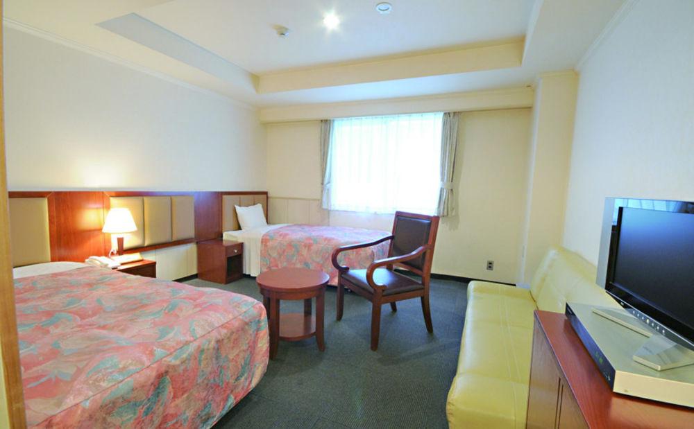 Hotel Chura Ryukyu Naha Exterior foto